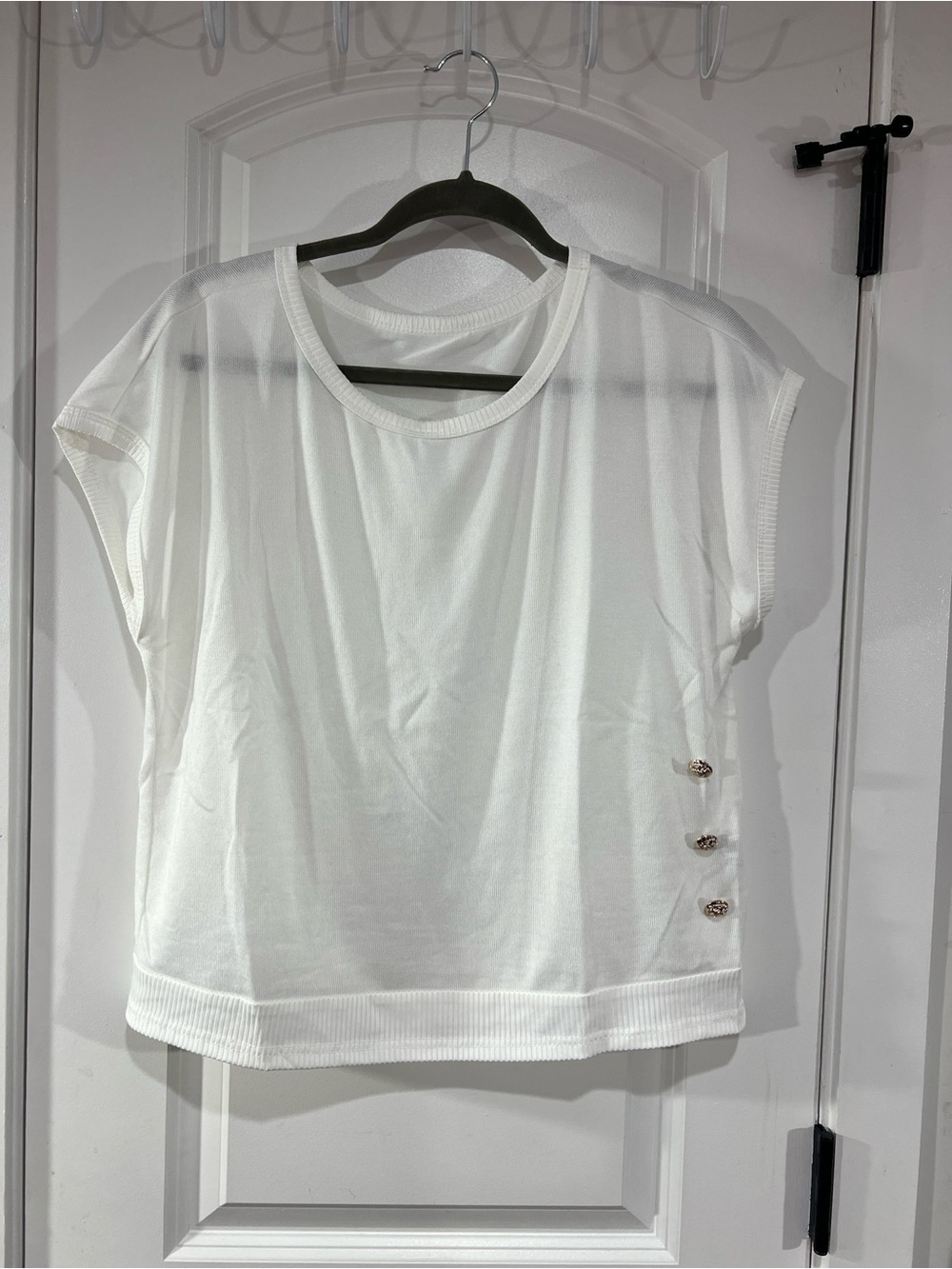 SHEIN White Short Sleeve Tee with Side Button Accents